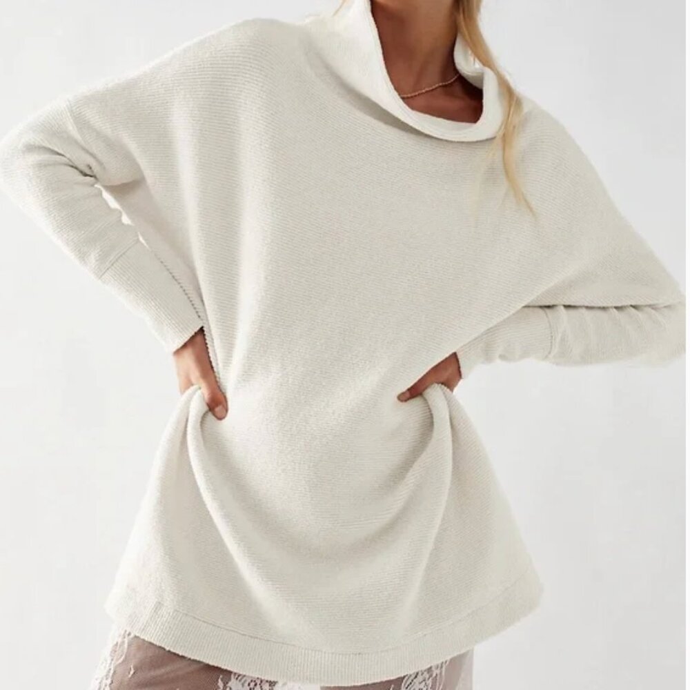 Free People Ottoman Slouchy tunic in Ecru Size M Excellent Cond